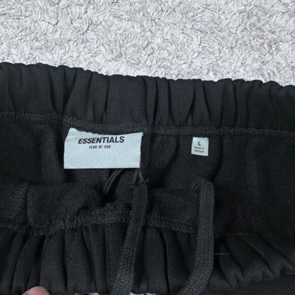 Essentials Fear of God Black Cotton Logo Shorts Men’s Large - Picture 4 of 7